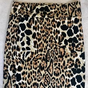 Leopard print LLR Cassie size 2Z pencil skirt